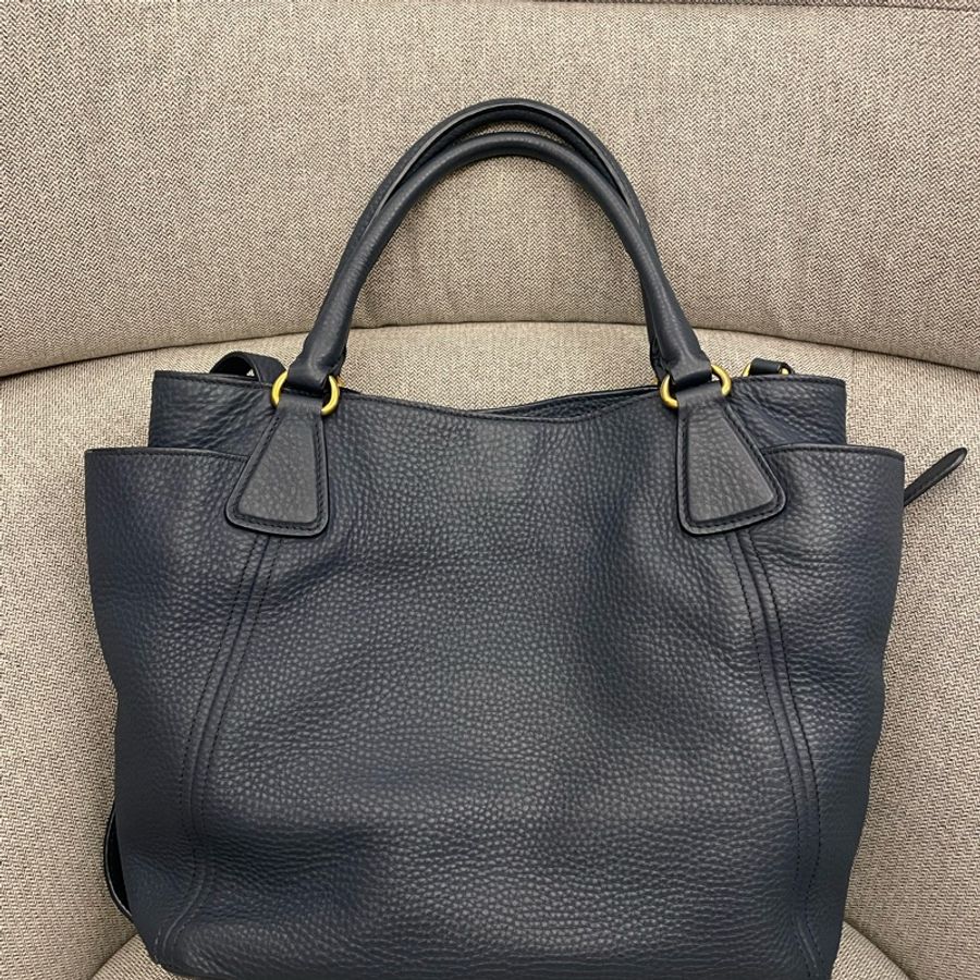 PRADA 荔枝紋牛皮超優質感藍色-7