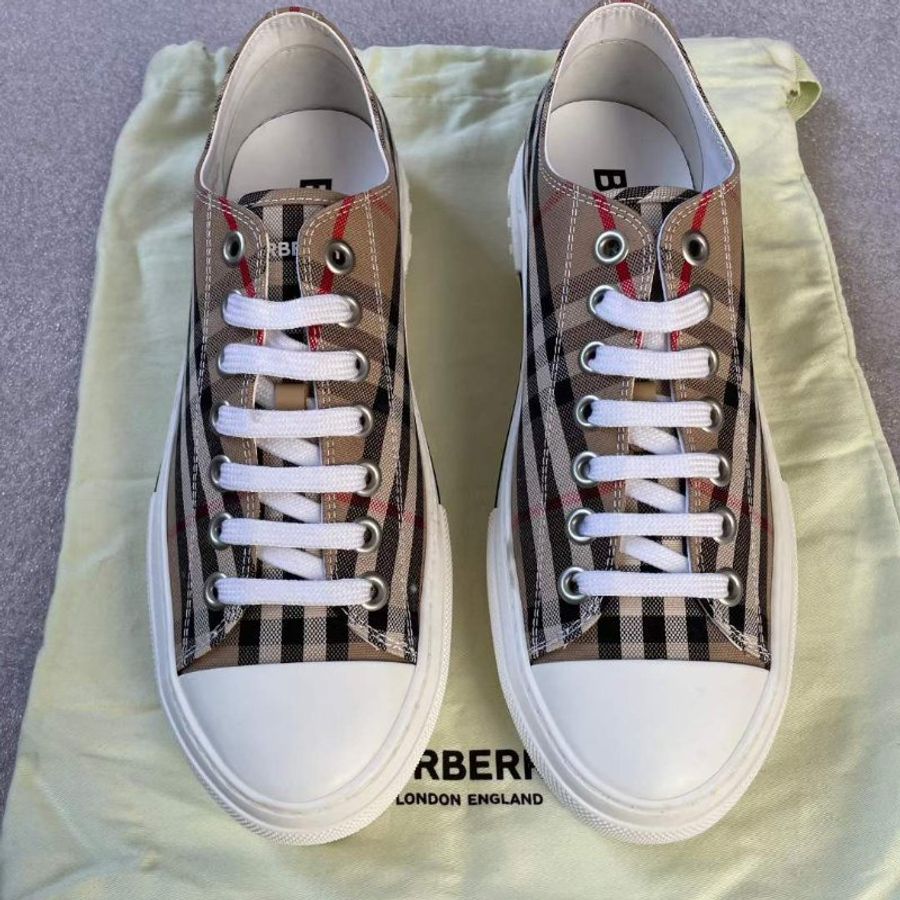 Burberry 男款經典格子鞋 41/42號-3