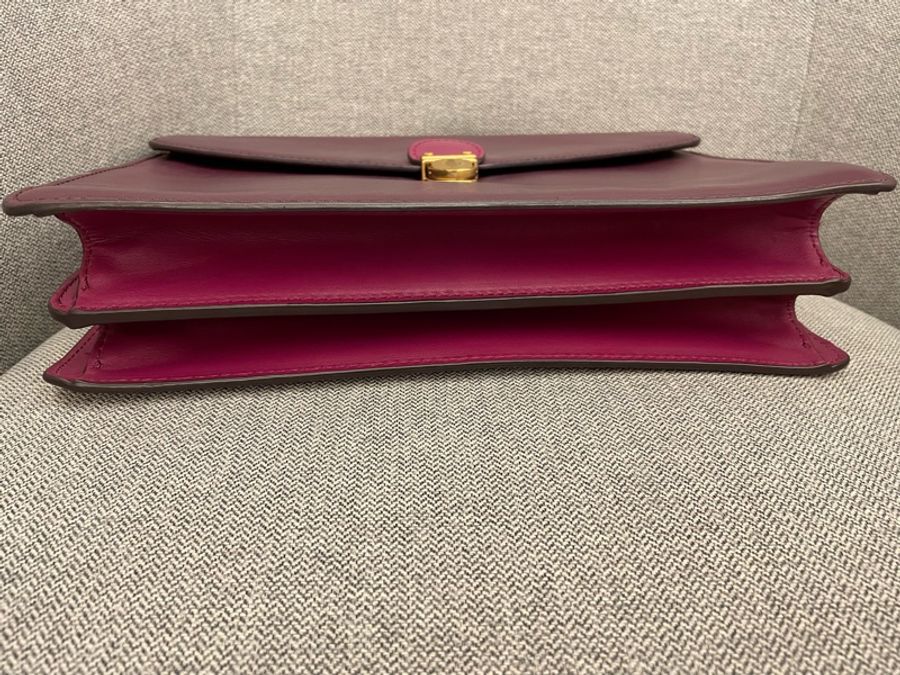 MARC BY MARC JACOBS 真皮桃紅紫雙色拼色復古感公事包-8