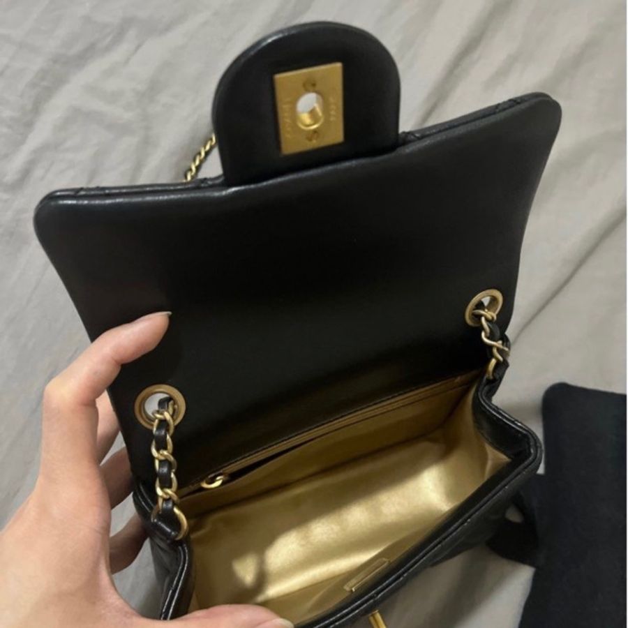 Chanel 17cm lambskin 金球-11