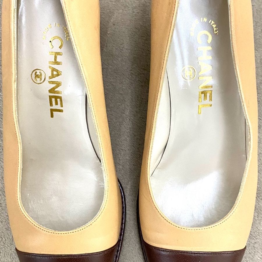Chanel 咖啡/米雙色經典高跟鞋-11