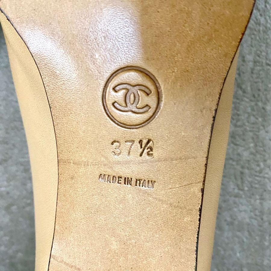 Chanel 咖啡/米雙色經典高跟鞋-19