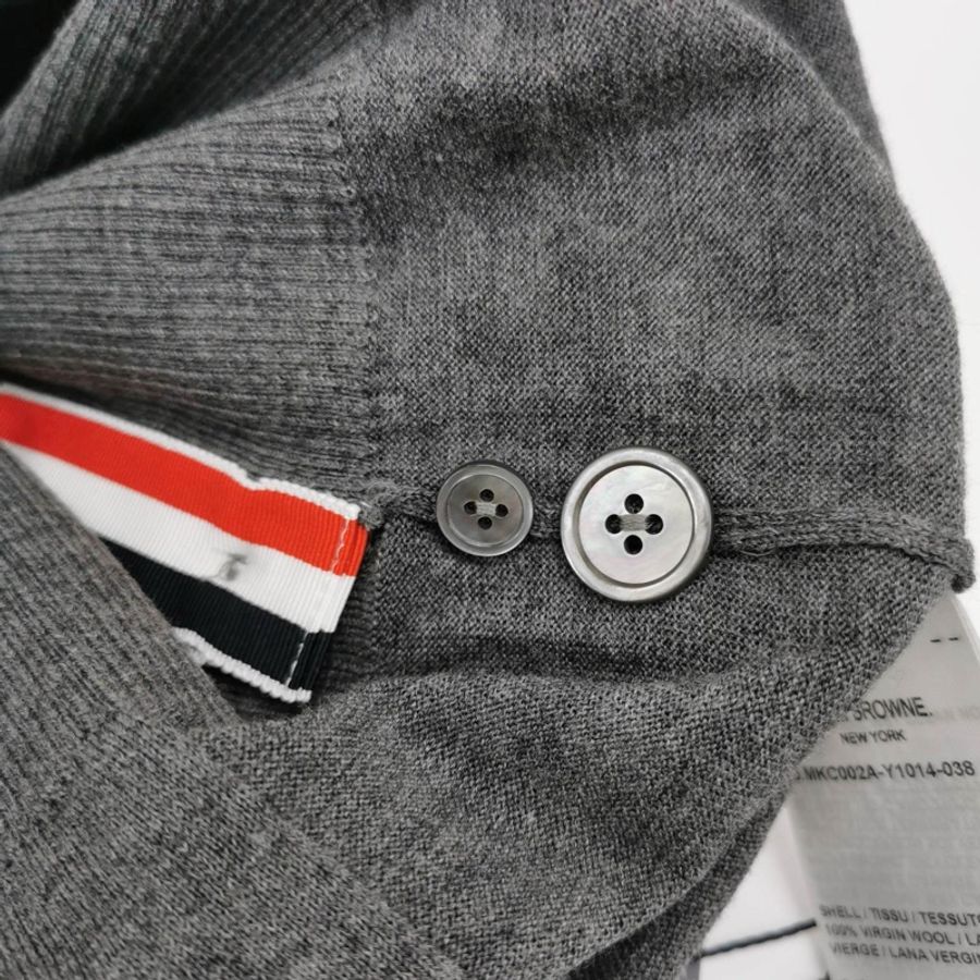 Thom Browne 羊毛單排扣V領針織衫1碼-4