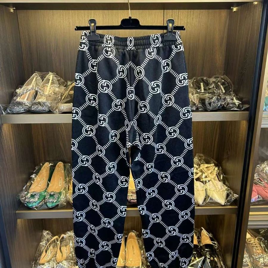 Gucci 滿logo運動褲 S號腰部有鬆緊帶 非常新-3