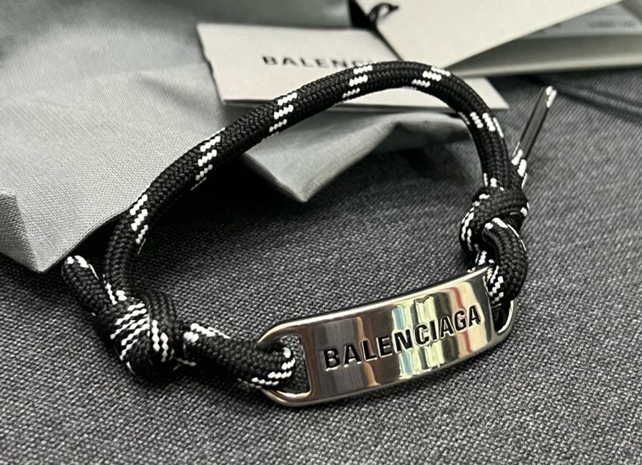 Balenciaga 巴黎世家 黑色Plate手環-0