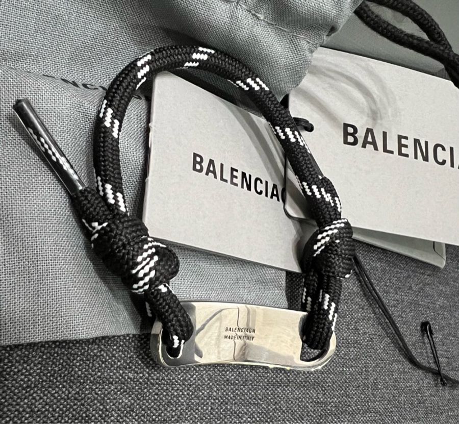Balenciaga 巴黎世家 黑色Plate手環-1
