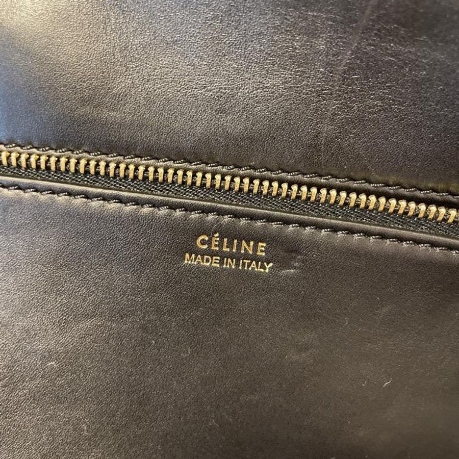 Celine Luggage Phantom handbag-14