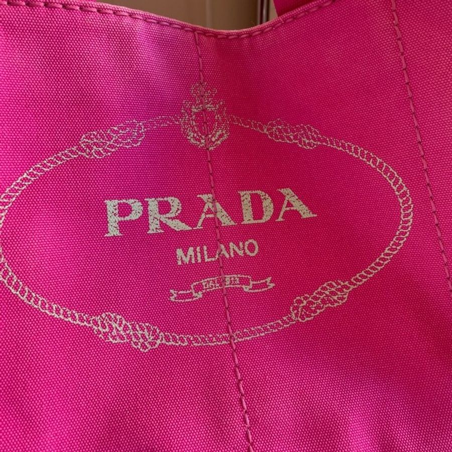 Prada-19