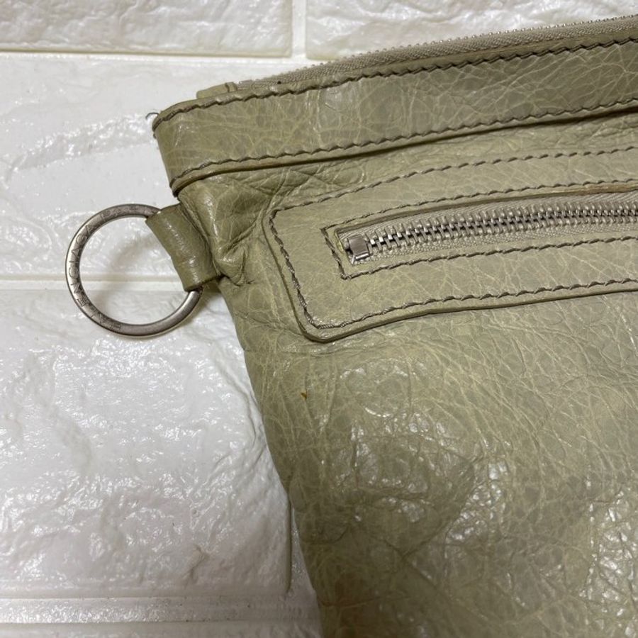 Balenciaga LEATHER CLUTCH BAG-5