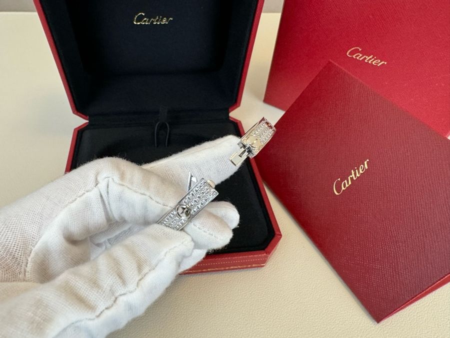 Cartier 卡地亞LOVE系列寬版滿鑽滿天星手鐲手環17號-3