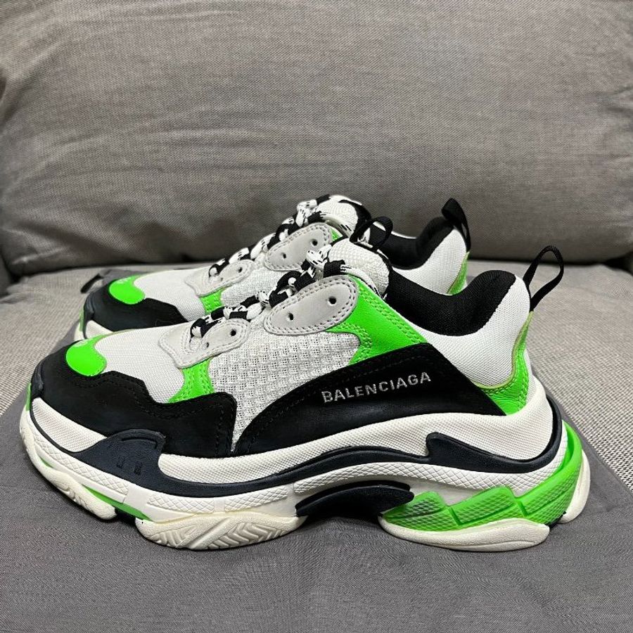巴黎世家 Triple S 復古老爹鞋/厚底鞋 EU39-2