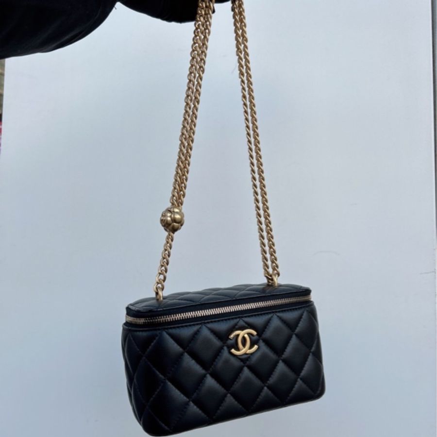 Chanel 羊皮菱格絎縫雙C鏈條盒子包單肩包-0