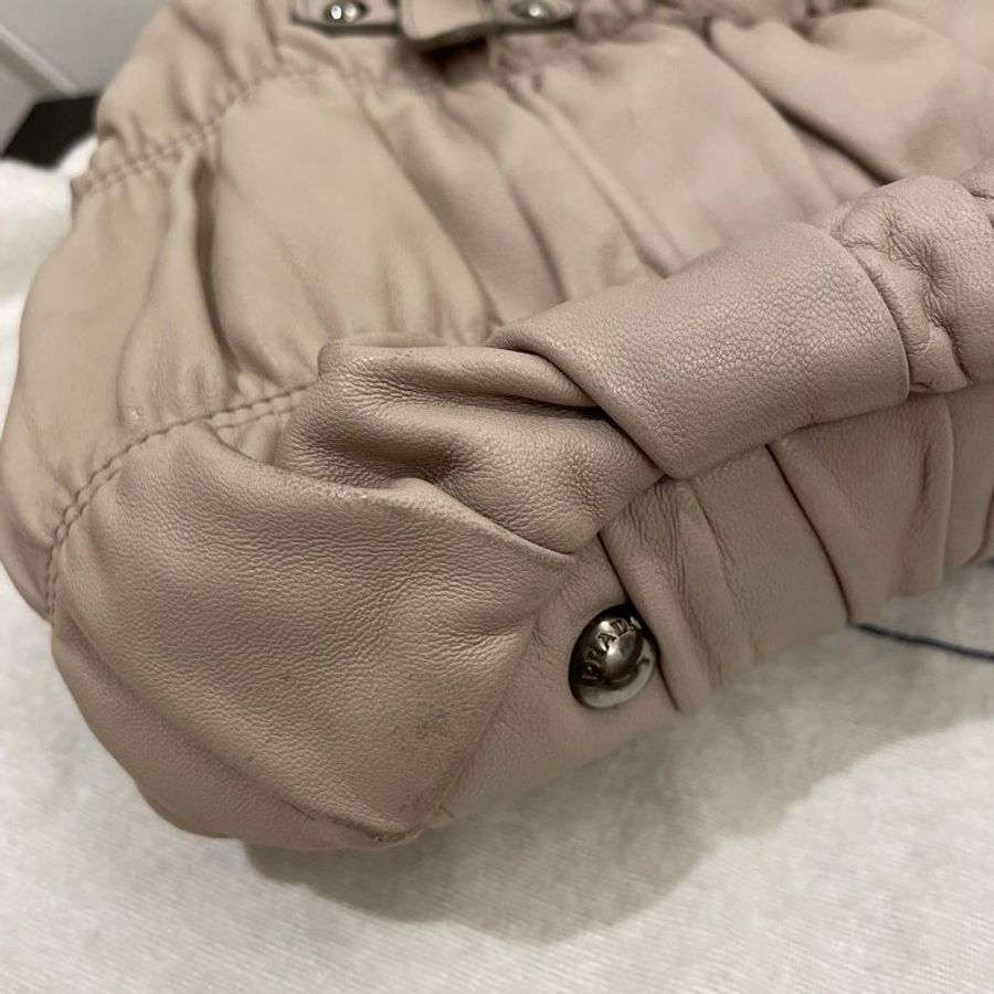 Prada-16