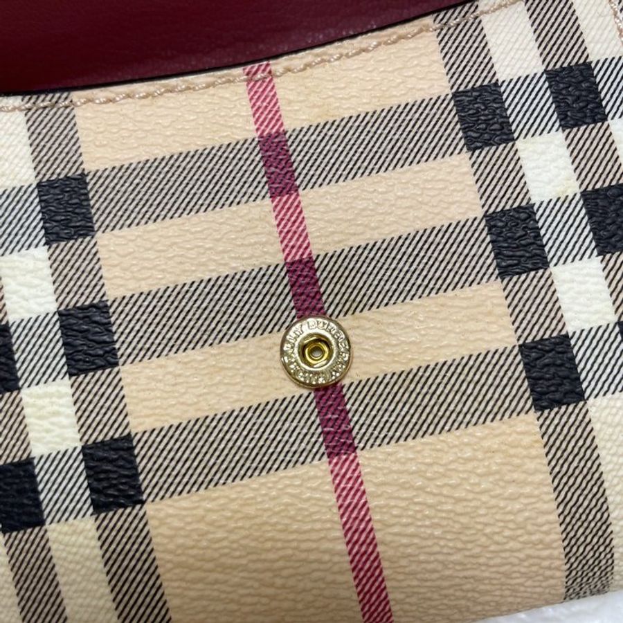 Burberry LEATHER WALLET-6