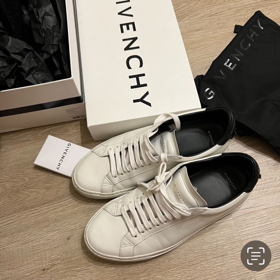瑞奇二手精品 Givenchy 小白鞋 41  全配-0