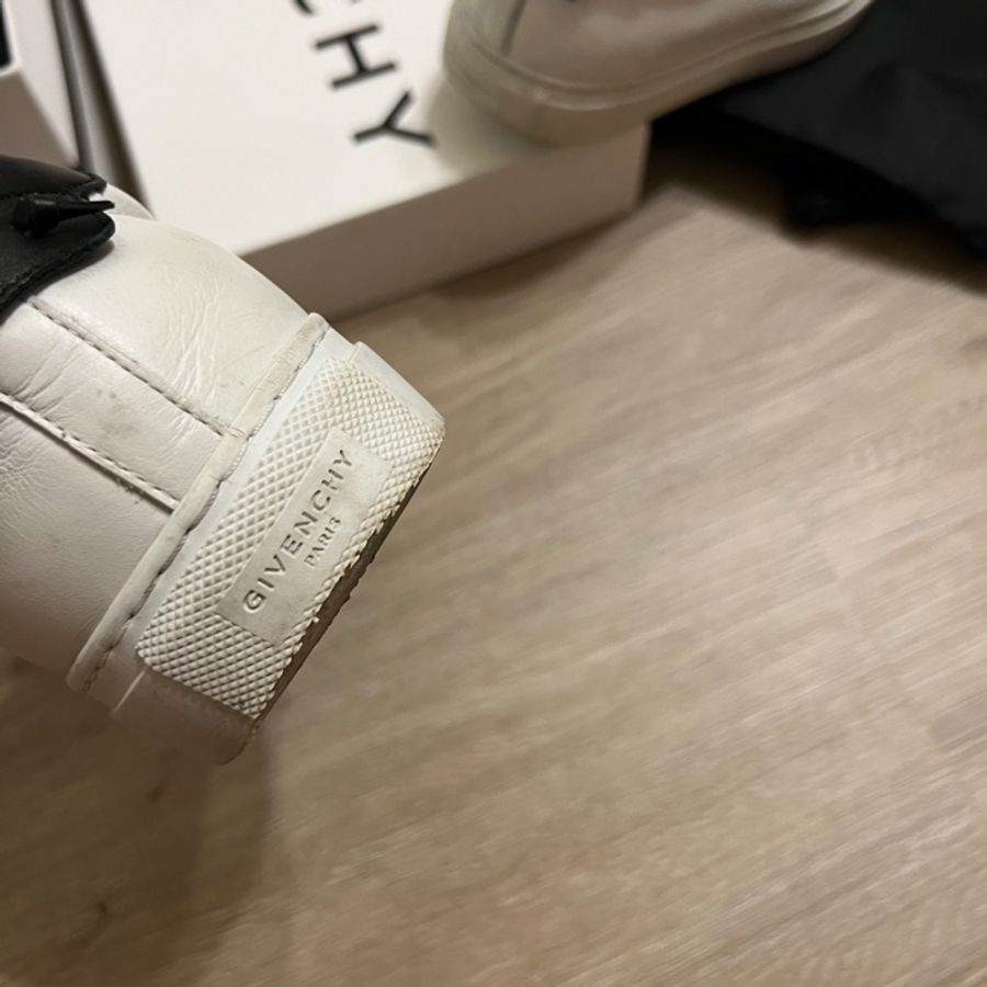 瑞奇二手精品 Givenchy 小白鞋 41  全配-4