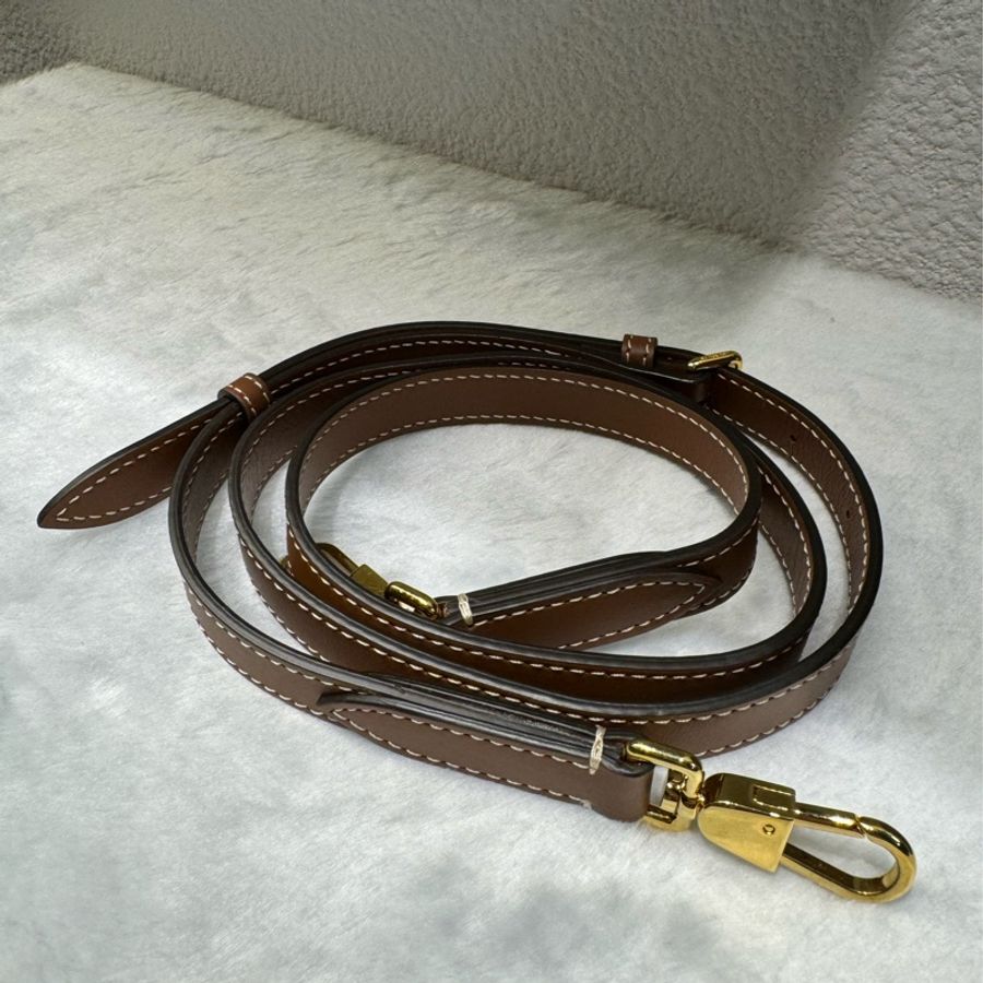 全新閒置品 Burberry mini pocket bag-6