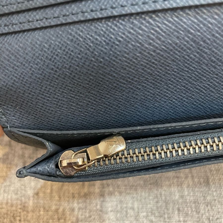 Louis Vuitton LV BRAZZA 深藍長夾-6