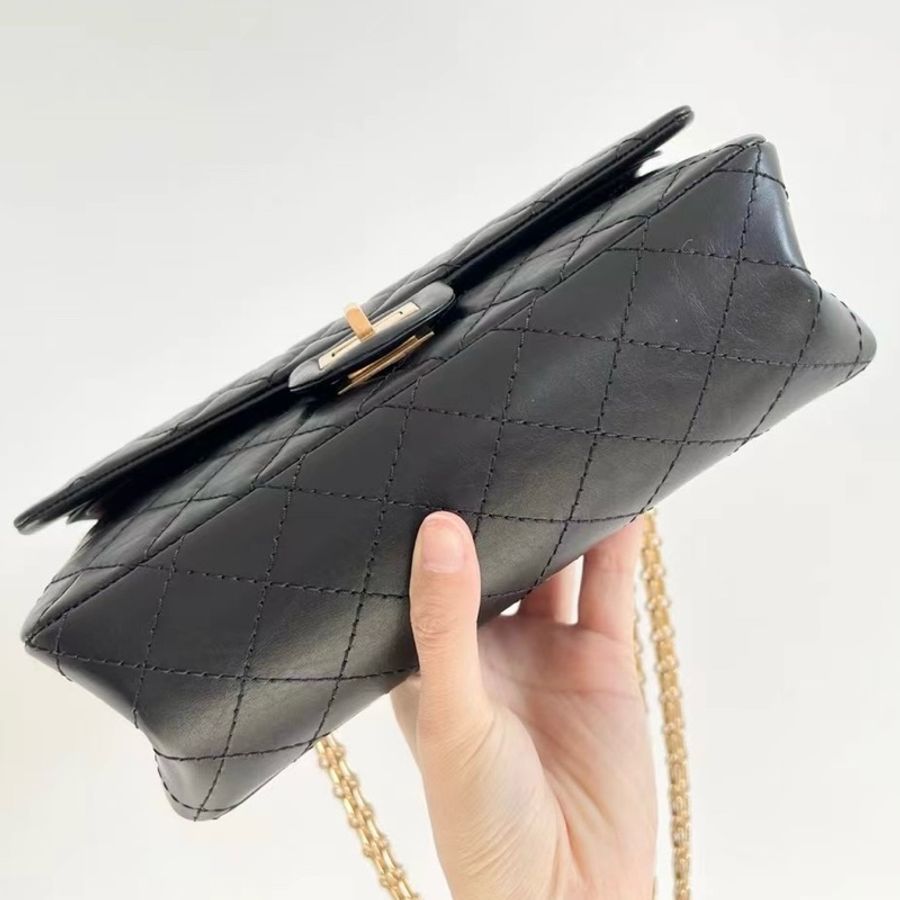 Chanel 2.55 黑金 small size-3