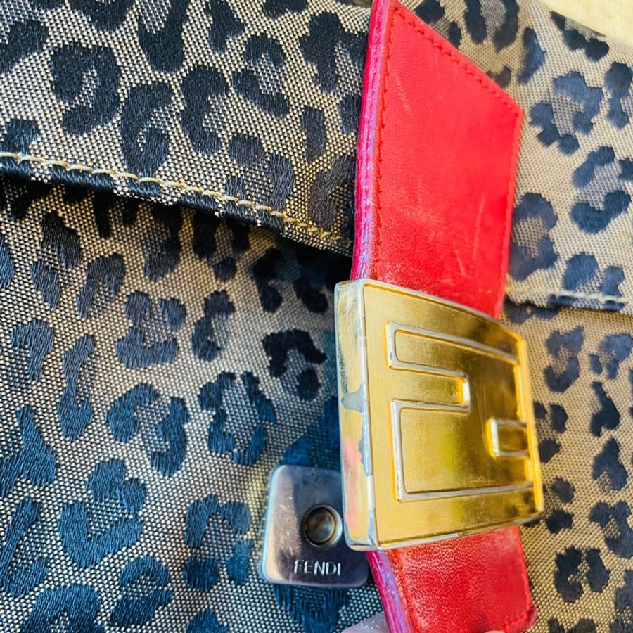 二手正品FENDI 豹紋/貝貴提肩背包/BAGUETTE/vintage-15