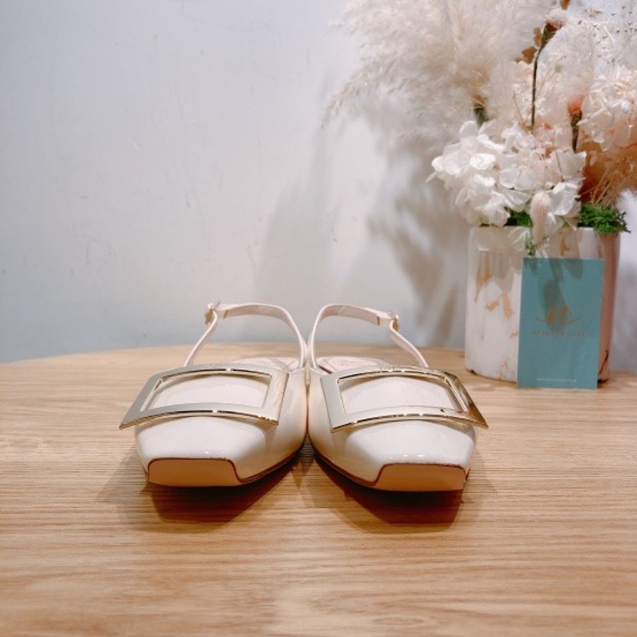 Roger Vivier 白色方扣 Slingback 38-1