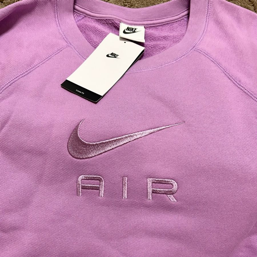 NIKE 全新莓紫色大學T-3