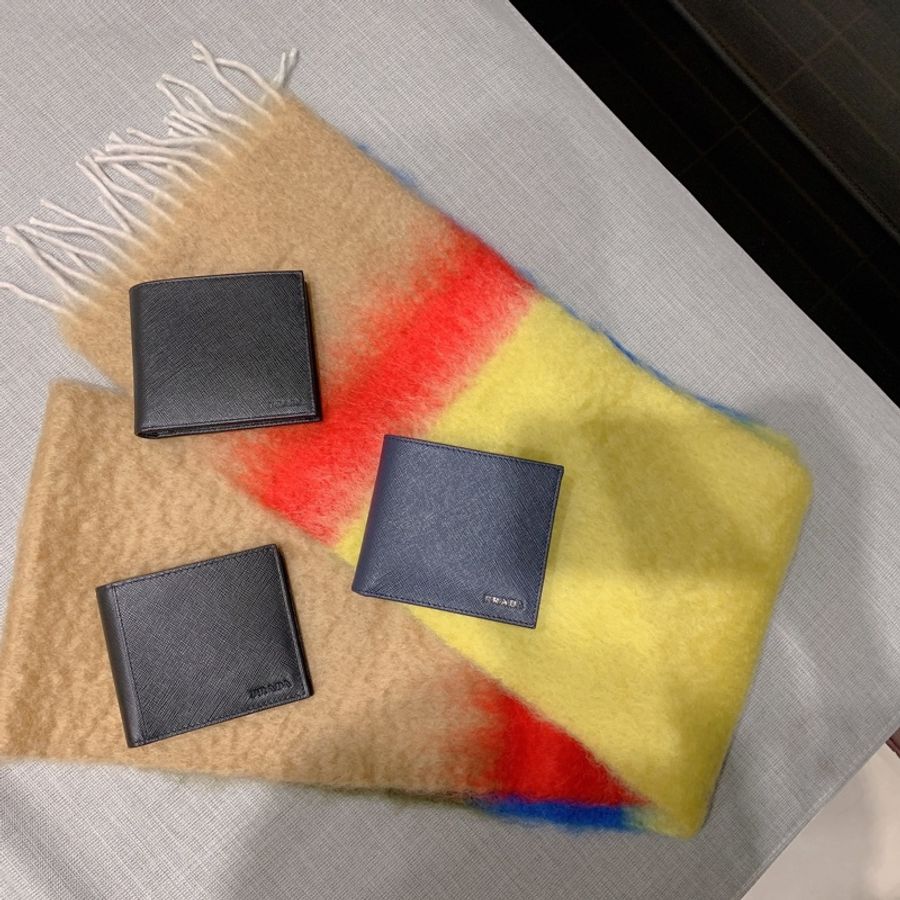 全新優惠Prada Saffiano摩洛哥皮男用零錢短夾/黑色-歐洲帶回-5