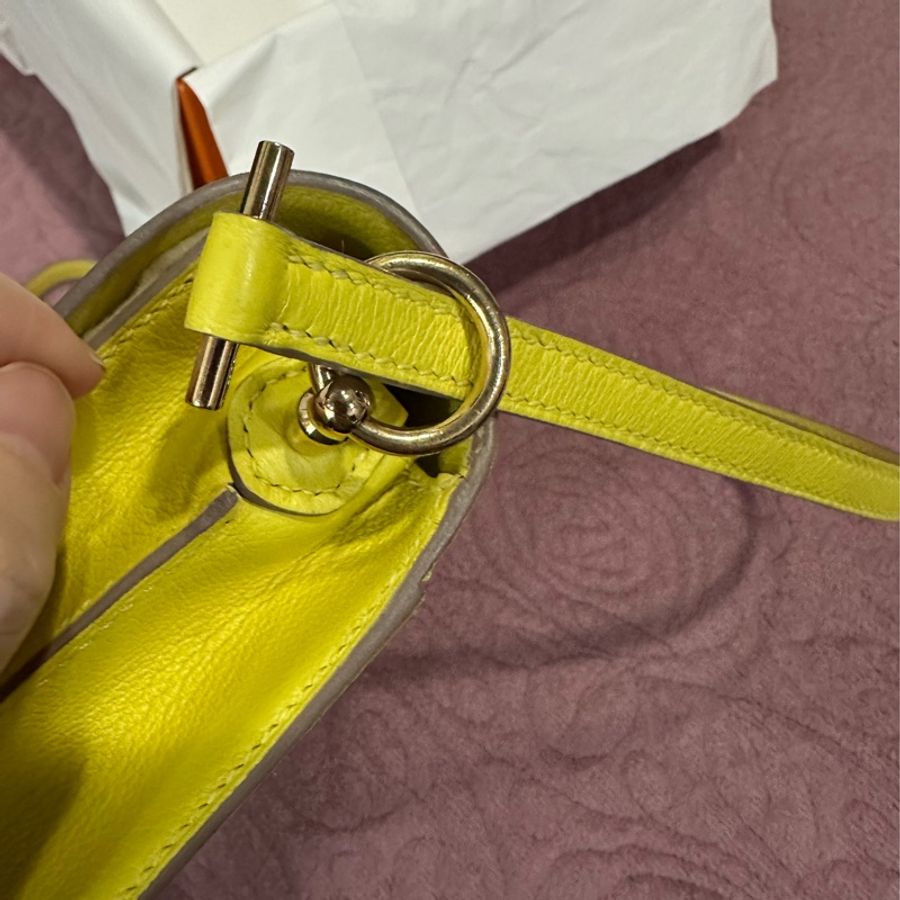 HERMES Roulis Mini Y 刻黃色-31