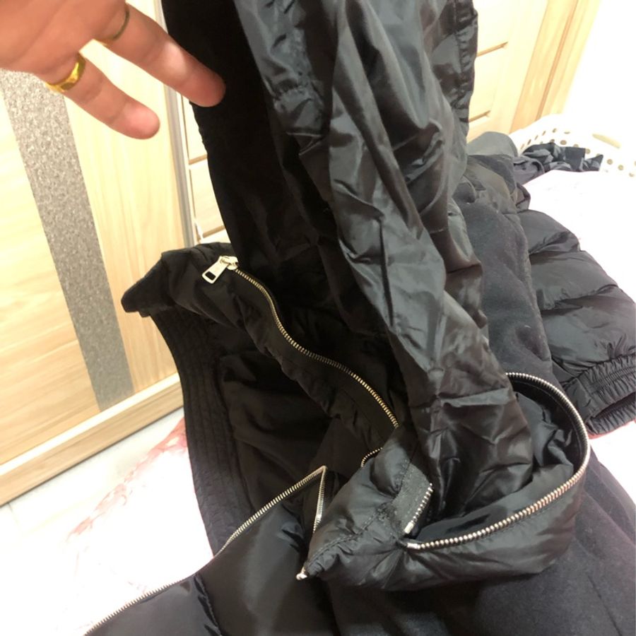 Moncler 羊毛拼接/黑色 3號-5