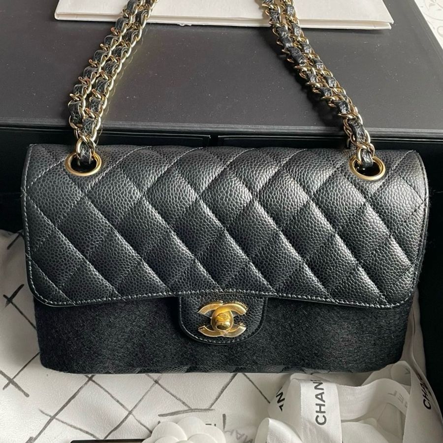 Chanel Caviar CF23 金扣-0