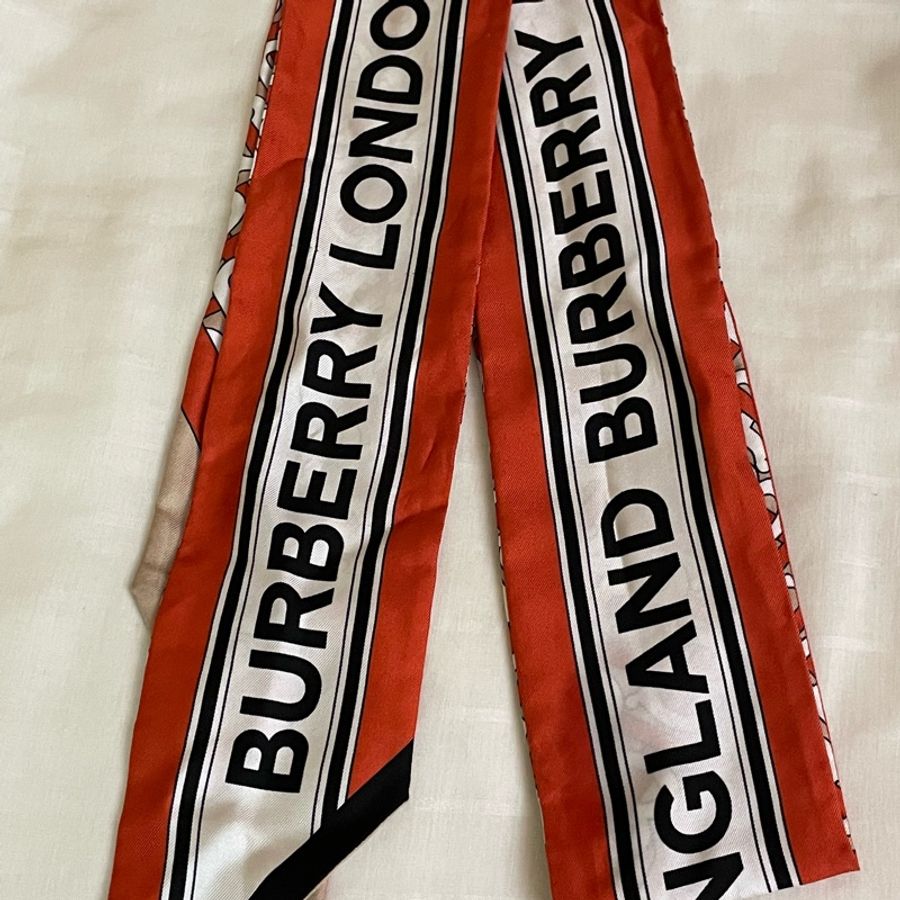Burberry 絲巾-2