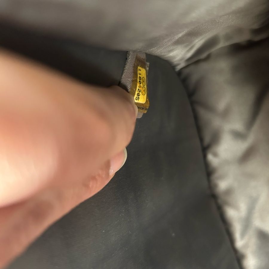 售出囉!純粹欣賞💕CHANEL限量冰磚走秀包💕-22