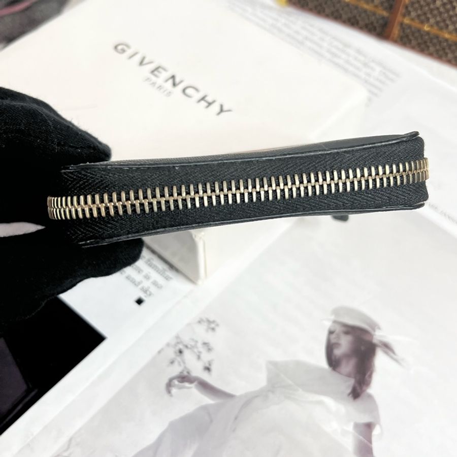 Givenchy絕版小鹿斑比零錢包-3