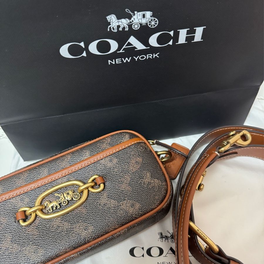 Coach 馬車圖案相機包-3
