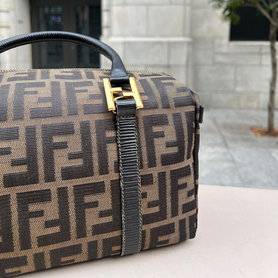 【FENDI】老花波士頓包-3