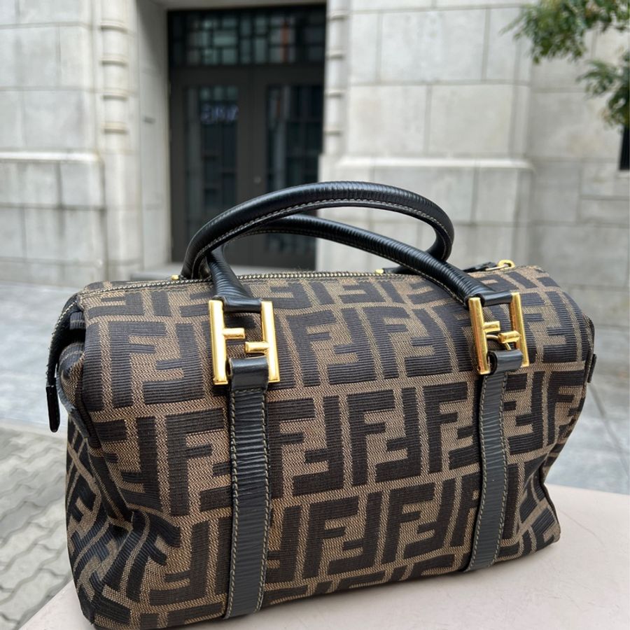 【FENDI】老花波士頓包-5