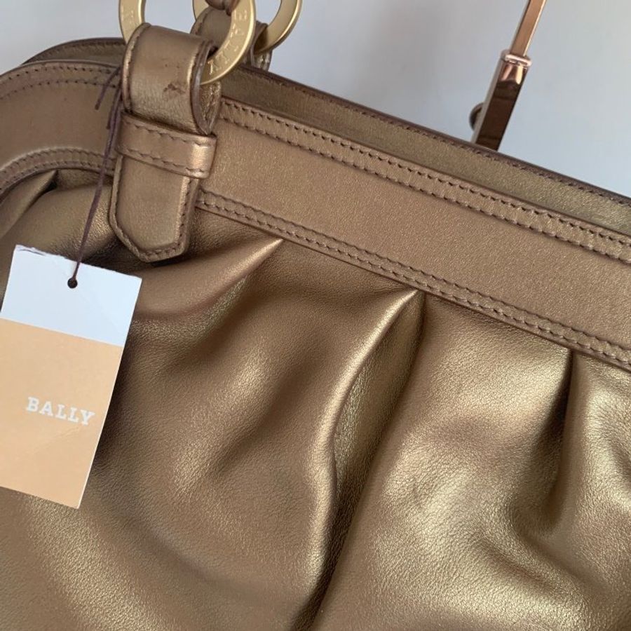 Bally-1