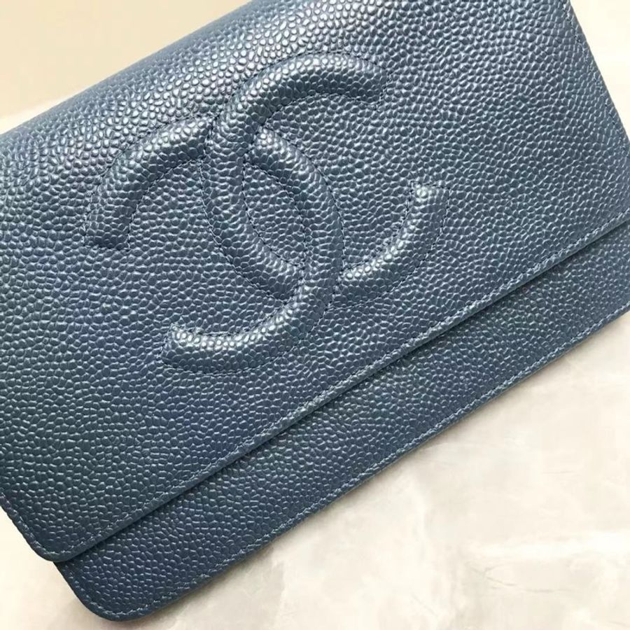 Chanel 藍色牛皮WOC-6