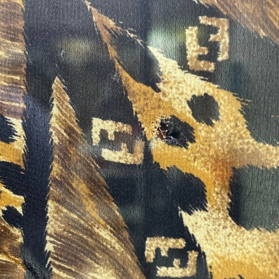 ㊣✨ FENDI ✨芬迪 豹紋 透膚 絲綢 披肩 絲巾 /二手精品/配件🌳二手樹屋🌳-13
