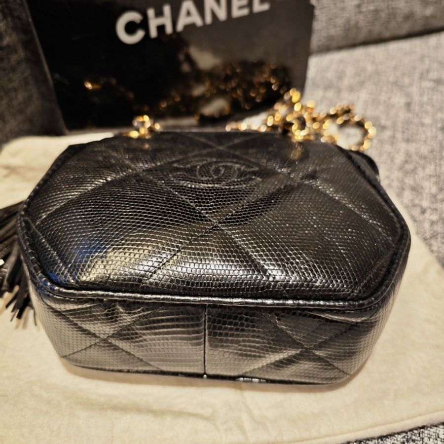 Chanel Vintage 香奈兒蜥蜴皮元寶包 卡標齊-1