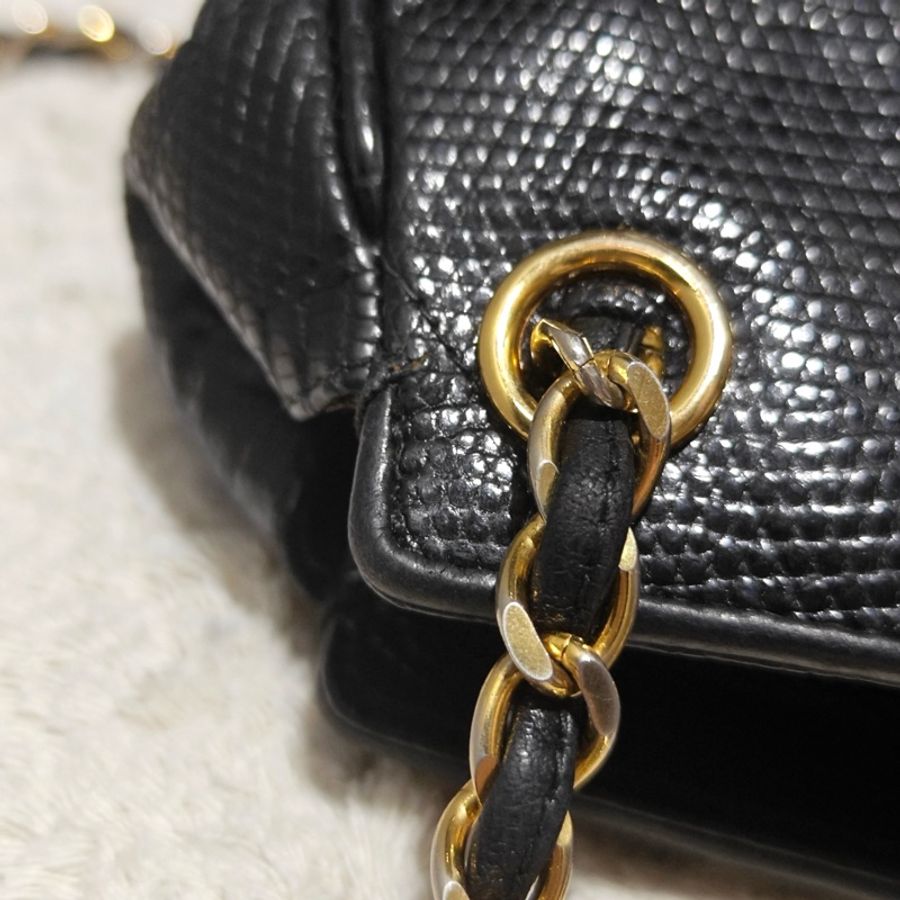 Chanel Vintage 香奈兒蜥蜴皮元寶包 卡標齊-17