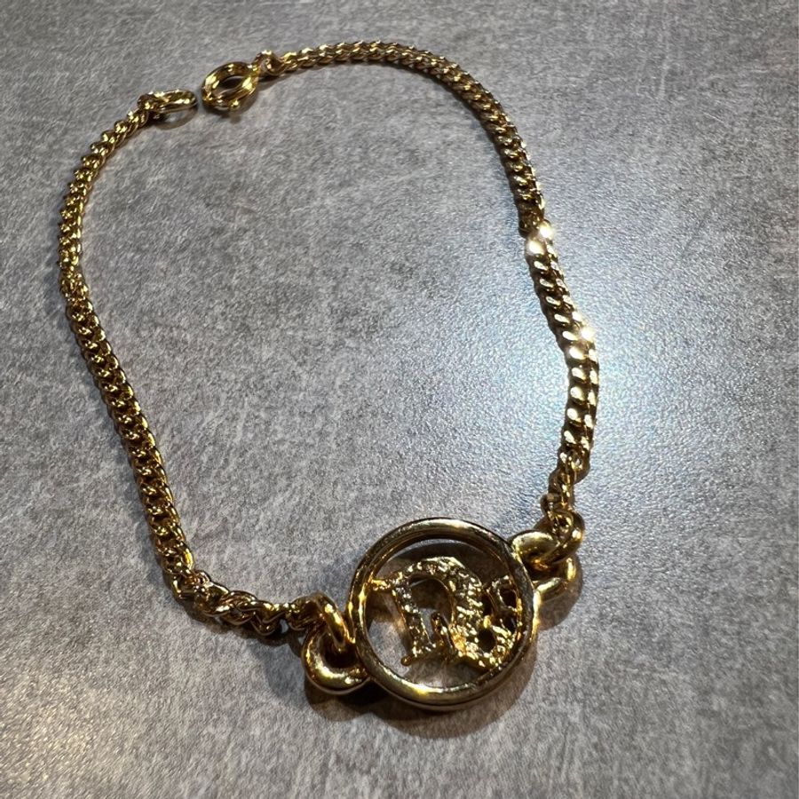 【Dior】金色CD手鏈-2