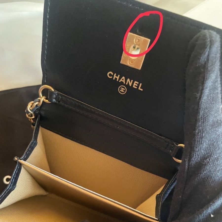 【台灣現貨】Chanel 香奈兒 經典雙C LOGO小羊皮旋轉釦金球鍊帶斜背卡包(黑) WOC 零錢包 卡夾 錢包 皮包-6