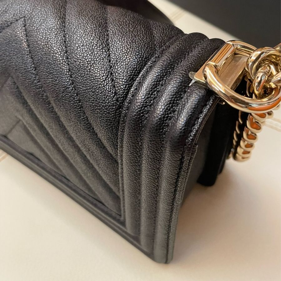 Chanel mini boy 經典人字紋 金釦-7