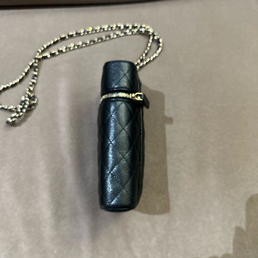 CHANEL 菸盒荔枝紋黑色小廢包-6