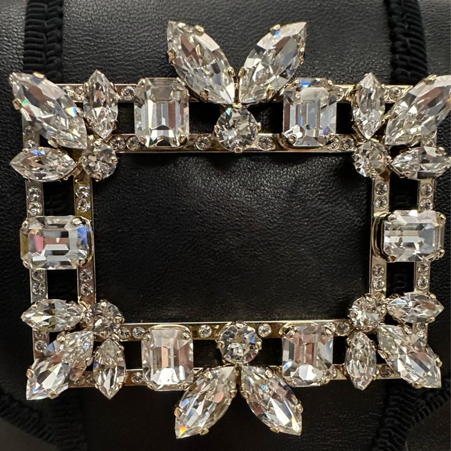 Roger Vivier mini 鍊帶雙肩包-17