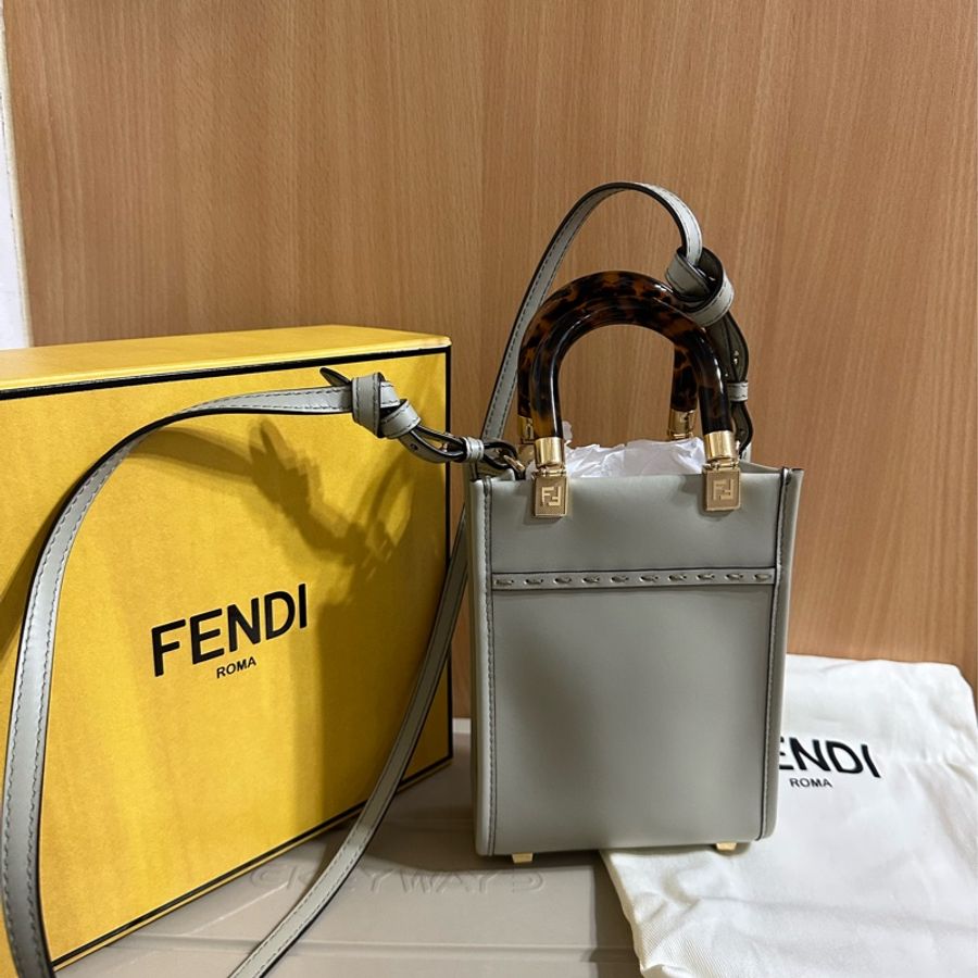 Fendi Mini Sunshine Shopper 斜背包(可手提)附購證-2
