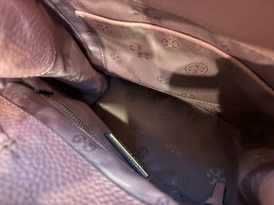 Tory Burch 束繩皮革後背包-10