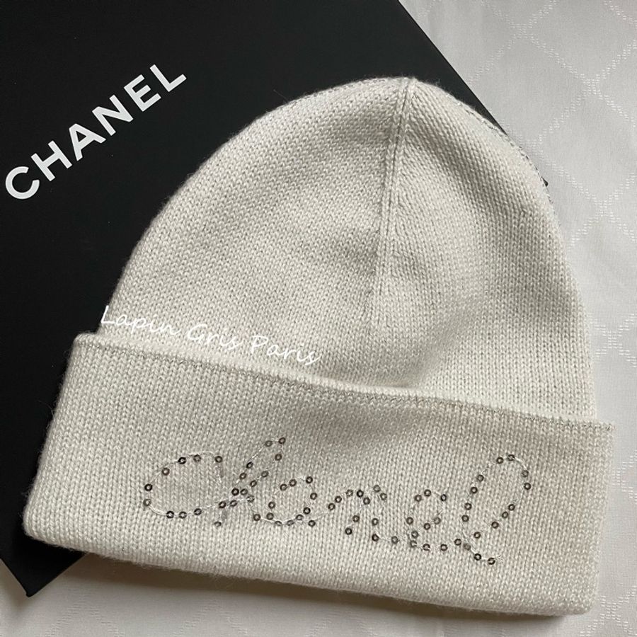 全新Chanel 亮片繡線Logo毛帽-5