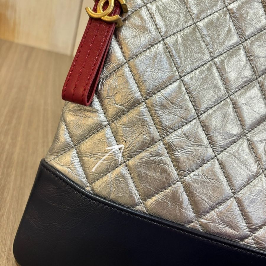 稀有Chanel A84288銀復古牛皮流浪系列手拿包-15